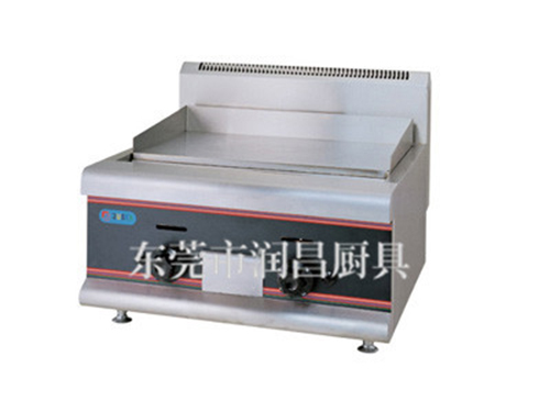 酒店定陶廚房設(shè)備使用燃?xì)馄桨菭t有什么特點(diǎn)與優(yōu)勢(shì)？